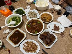 -山里人家土菜馆(茅山店)