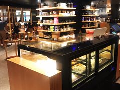 面包甜点陈列柜-星巴克臻选(国贸商城首店)