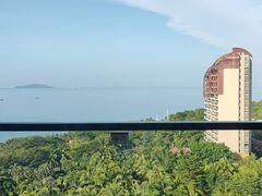 -三亚湾海居铂尔曼度假酒店