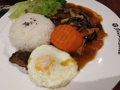 酱爆菌菇饭-尊品牛排(沙湾印象汇店)