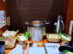 -独食火锅·半米屋台(直营总店)