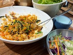 -明洞阿姨·韩式酱蟹烤肉·创意料理(三元桥店)