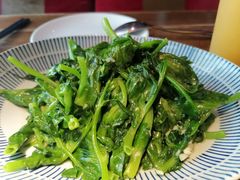 豌豆尖清炒-中8楼风尚云南菜(颐堤港店)