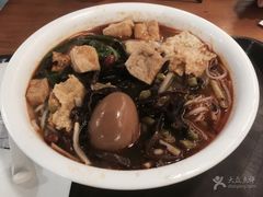 -水平有限螺蛳粉(宏达大厦店)