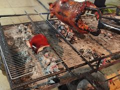 四更烤乳猪-黄记四更烤乳猪店