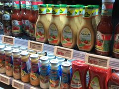 -中百仓储超市有限公司(越秀星汇维港店)