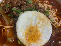 -丁丁猫重庆小面(徐州路店)