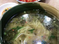 -全家福米线