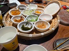 -包整·丝娃娃(一览甲秀楼风景店)