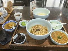 -蟹上黄·蟹黄面·江南糖水(人民广场店)