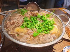 -肖四女乐山跷脚牛肉(世博源店)