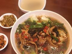 -易裕和·长沙米粉(竹塘西路店)