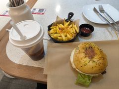 经典秘汁炭烤风味牛堡-必胜客(联投东方店)