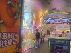 -卡通尼乐园(景枫中心店)
