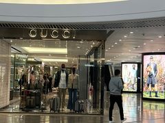 -Gucci(时代广场店)