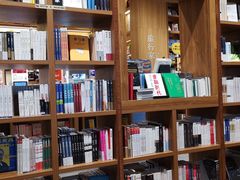 -百新书局(尚悦湾店)