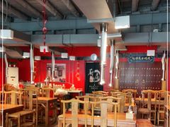 大堂-赵胖炙子烤肉&深夜酒馆(簋街店)