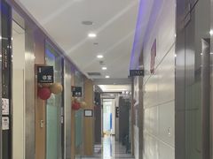 -雅悦齿科(顾村公园店)