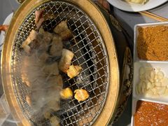 -山焱·炭火自助烤肉(周浦万达店)