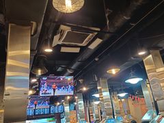 -马路牙子烧烤音乐酒馆(望京店)