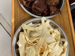 -姚记抚仙湖石锅鱼庄