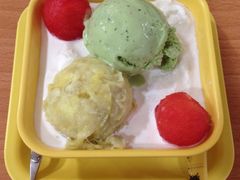 雪山榴莲-满记甜品(巴黎春天宝山店)