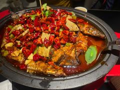 -辣尚瘾·烤鱼·新川菜(牡丹园直营店)