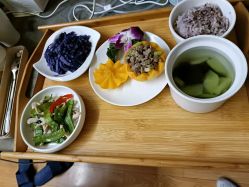 -卓玥国际月子会所(罗山路店)