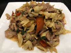 石榴花炒肉-喜洲翰林餐厅(董家百年老宅店)