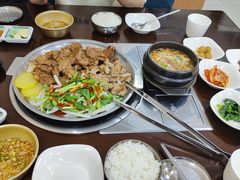 -大福黄牛料理·韩式烤肉·黄牛肥肠·酱蟹