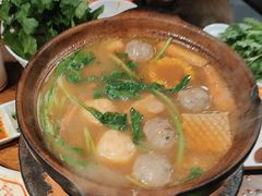 -阿润打边炉·鲜切鸡煲(华漕店)