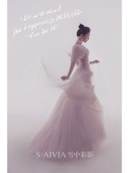 -雪中彩影婚纱摄影·微光艺术中心