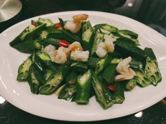 虾仁炒秋葵-张包铺(关东古巷店)