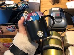 -星巴克(北京西大望路温特莱店)