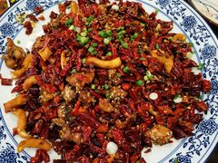 -黄桷树曹家私房菜(江与城店)