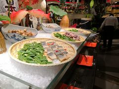 -四海一家自助餐(益田假日广场店)