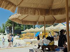 -太阳岛沙滩泳场水上乐园