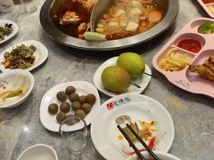 -忘情水鱼头·鲜鱼火锅(滨江中路店)