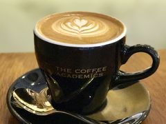 -The Coffee Academïcs(铜锣湾店)