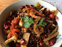 麻辣香锅-食尚胡桃音乐酒馆(滨海店)