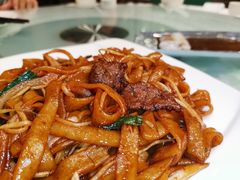 干炒牛河-稻香酒家·34年老字号·港式粤菜(汉街店)