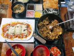 垃圾桶披萨-米屋石锅拌饭(师大店)