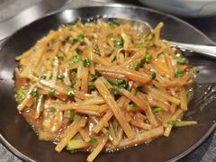 -浩运·海鲜青岛菜·海胆水饺(石老人店)
