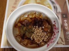 -渝是乎川渝小炒(新世界百货望京店)