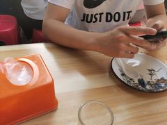 -大孩龙虾(体育场旗舰店)