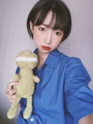 -AYO SALON