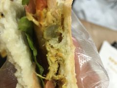 手撕猪肉三明治-HELLO 27 意面·沙拉·帕尼尼