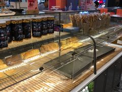 面包甜点陈列柜-面包新语(上地华联店)