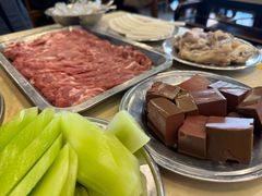 -月圆火锅(宁海东路二店)