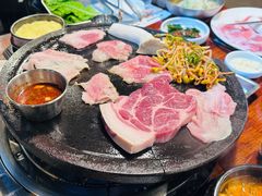 -Dombe豚(黑猪肉街店)